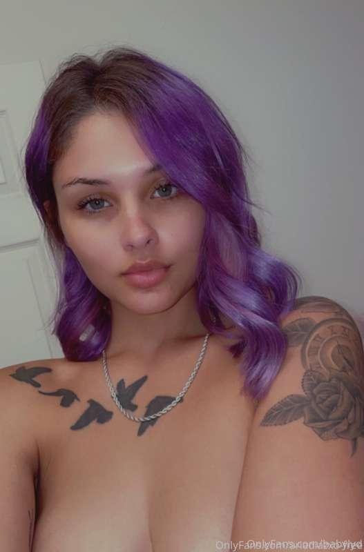 shout-out to this sexy bitch, go follow my girl for more hot..