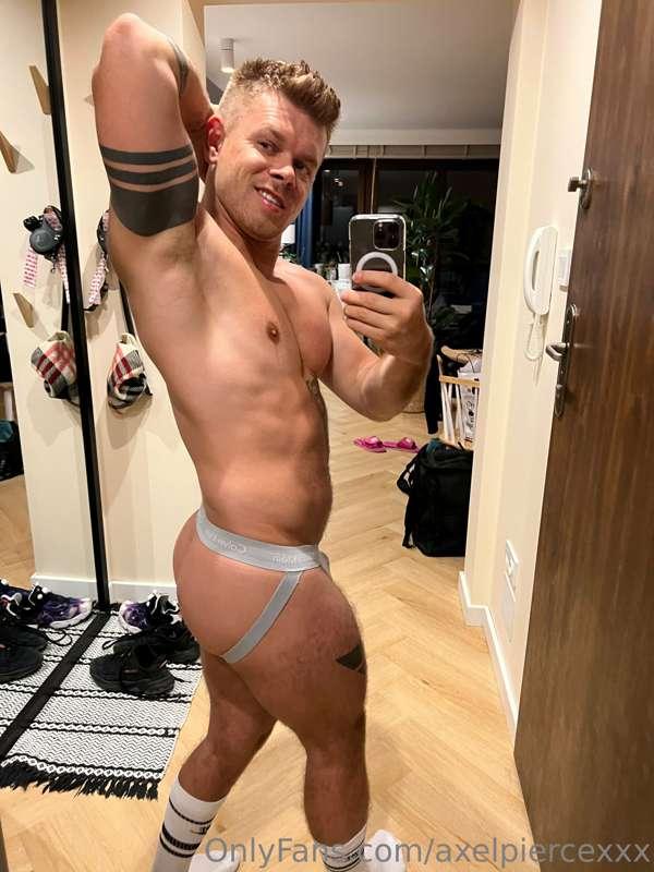 Morning, sluts 🍑👅