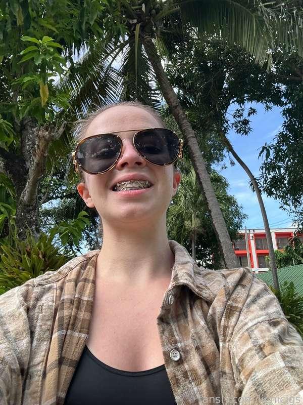 Feeling the sun and living the good life ☀️✨ #selfie #foryou #college #student #life #blog #daily #natural #lifestyle #fyp