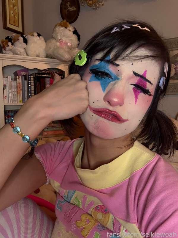 selkiewoah image #27