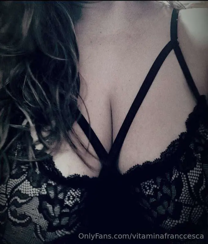 😈FREE FREE😈@ariavelvet818😈🍑 Soy Aria dispuesta a compartir m..