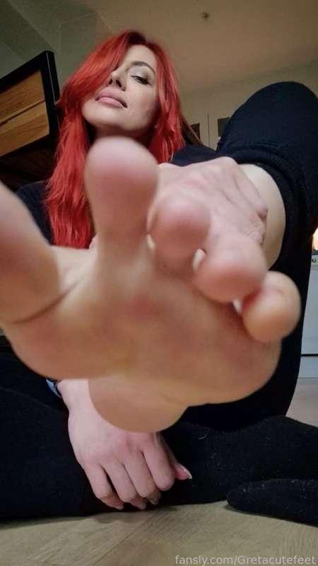 gretacutefeet image #3