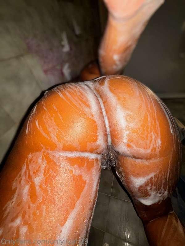onlyliyah29 image #1