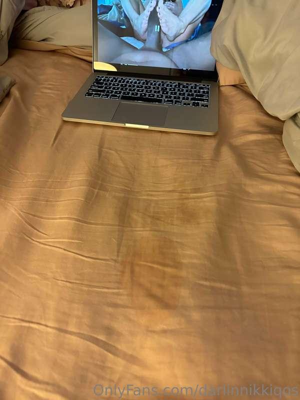 I had to stop and make myself cum twice this morning while e..