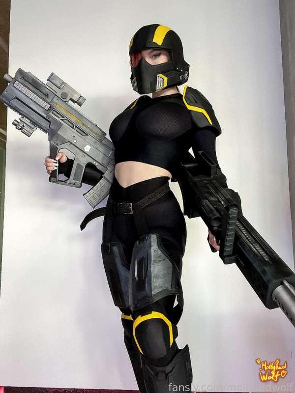 mollyredwolf image #5