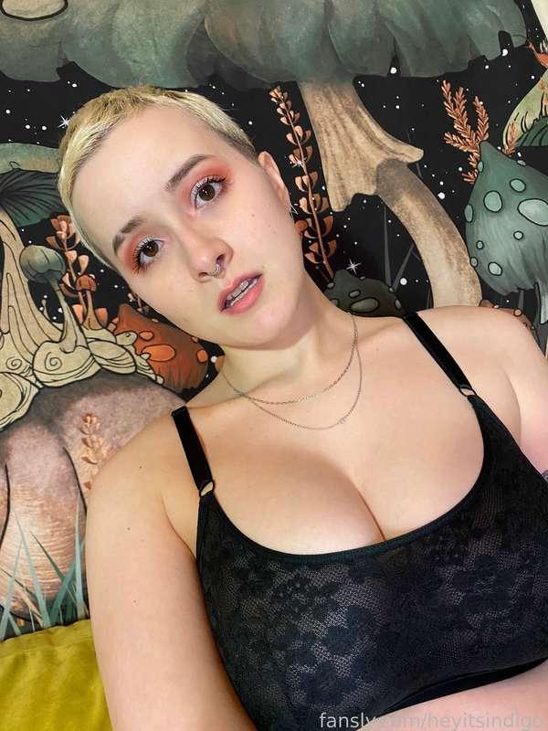 heyitsindigo image #1
