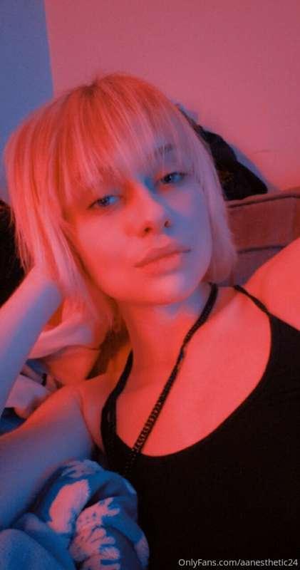 aanesthetic24 image #1