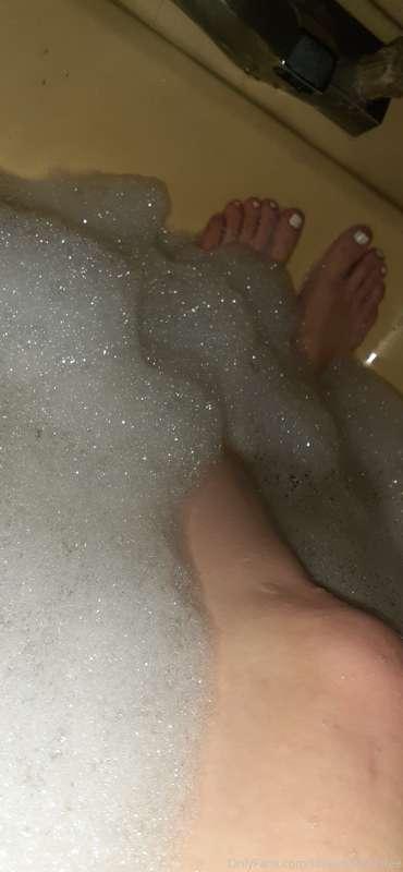 White toes are the best kind of toes in the foot fetish comm..