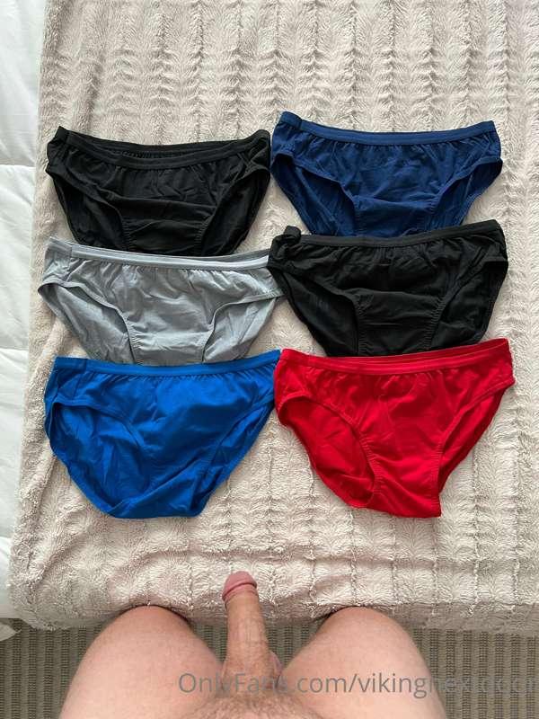 Picked up some new Hanes today. DM if you’re interested in a..