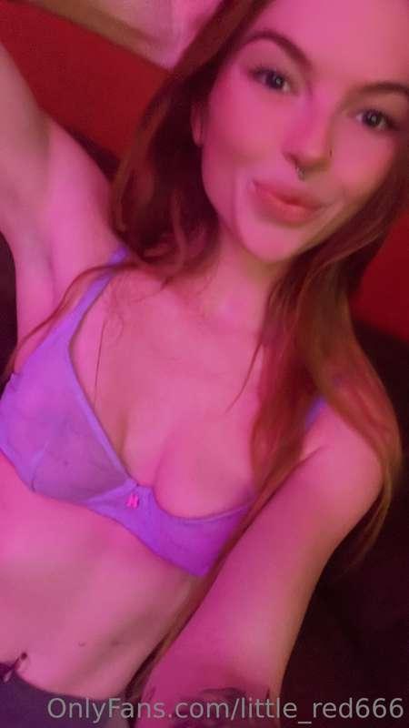 New set came in😈 I like when daddy takes it off with his tee..
