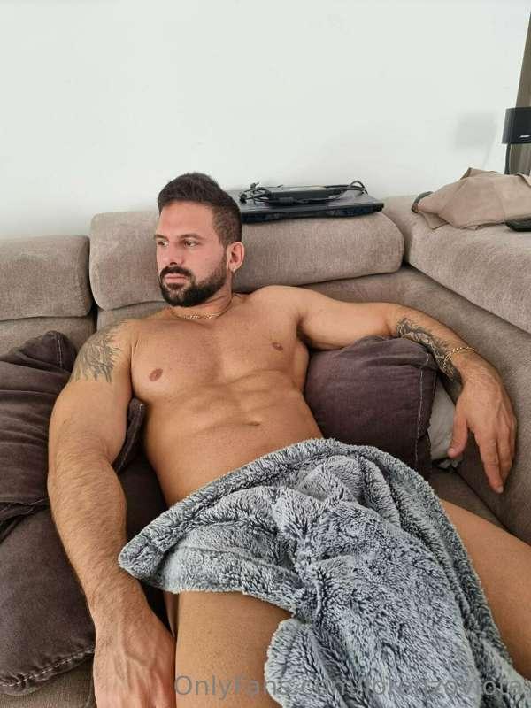 You need this blanket? come get it