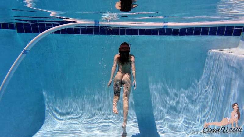 Missing skinny dipping already 💦💦