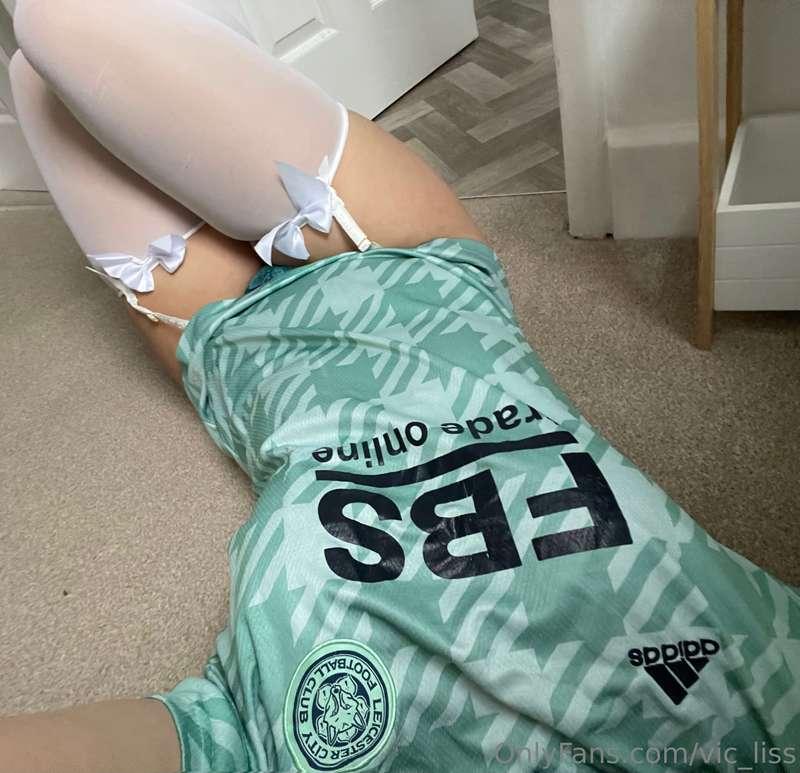 Swipe for a surprise🙈⚽️