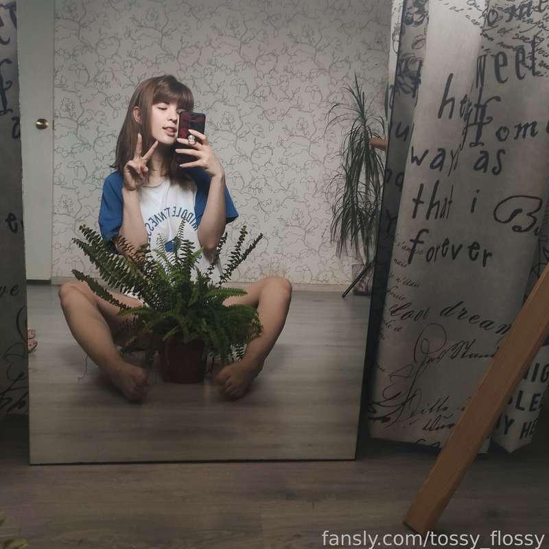 tossy_flossy image #1