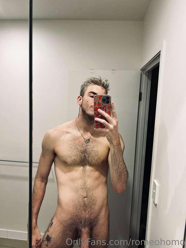 Good morning boys ☀️