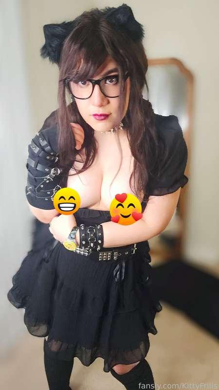 kittyfrills image #2