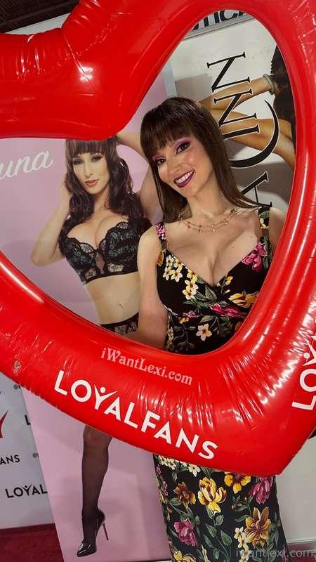 Exxxotica Day 2!