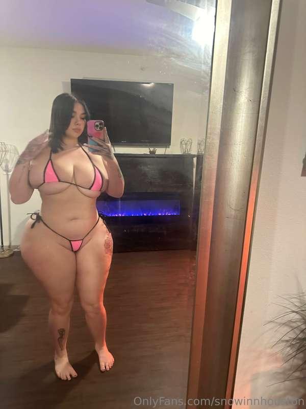Does your girl love sucking dick as much as I do or do I nee..