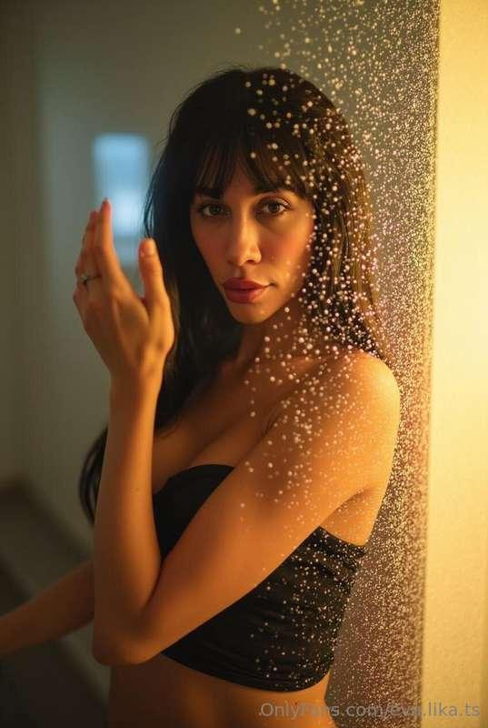 Can you feel it?The sun gets hotter! And so do my thoughts 😏..