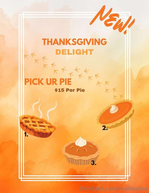 PUMPKIN PIE DELIGHT!Behind 1 of these pies isa DELICIOUS tre..