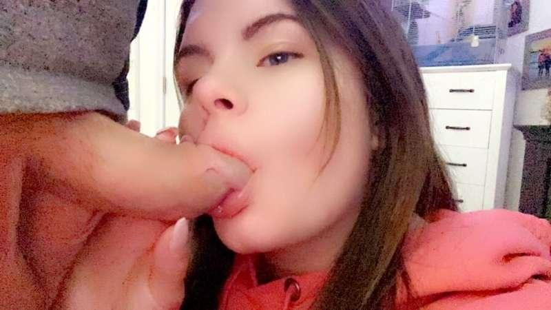 What can I sayyy, I love sucking cock 😻🫶🏻