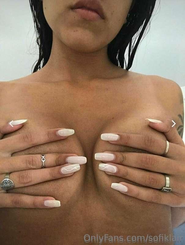 Quieres que quite las manitas ?? Pidemelo delicadamente