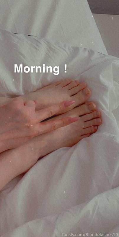 blondelashes19 image #12