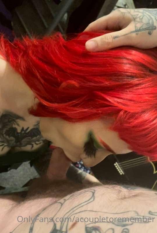 I’m such a lucky girl with daddy’s cock down my throat, shou..