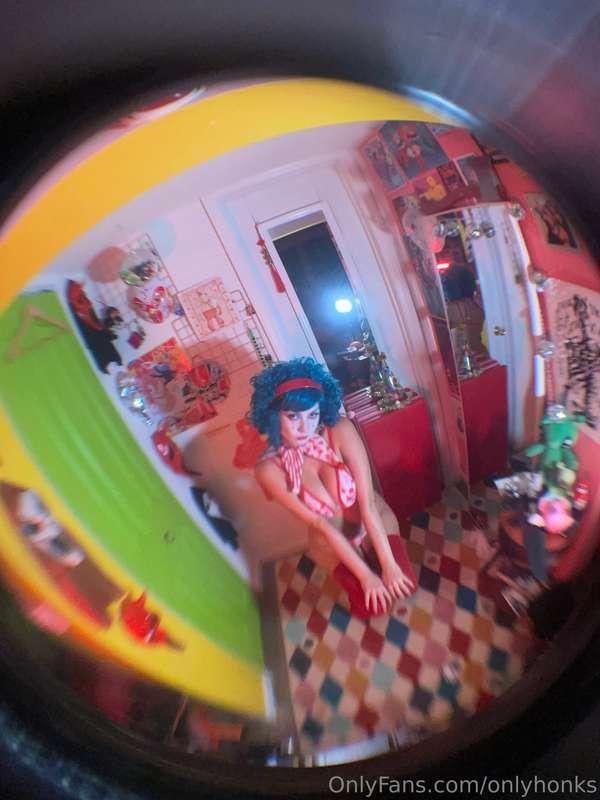 hiiiii i have some pics and a video lol … a little silly but..