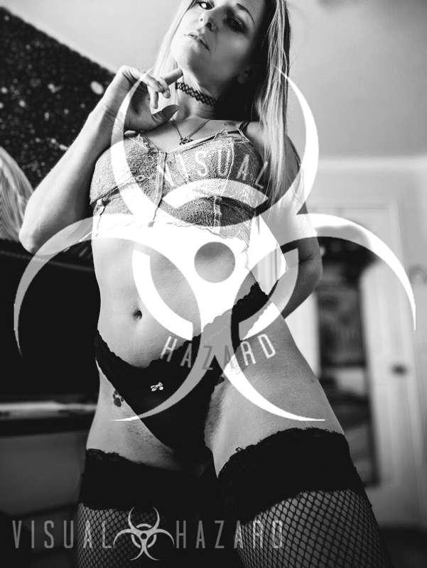 If you love thigh highs, you need to see this one... unlock ..