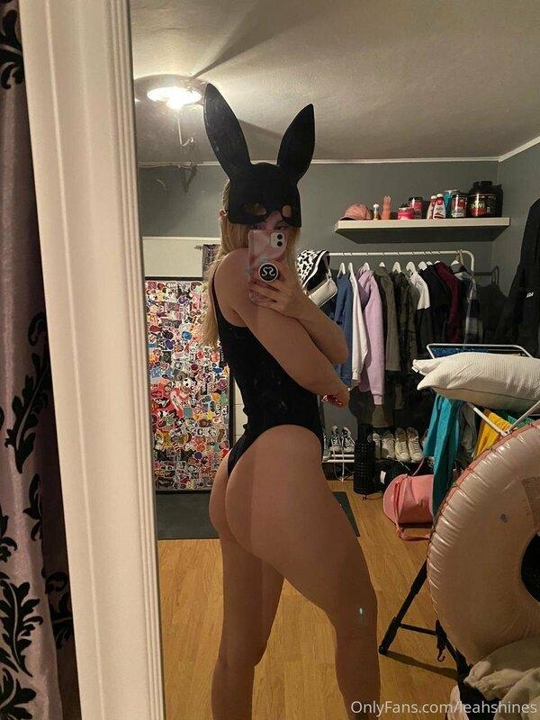 So, when you are a booty and a flexability fan, you should g..