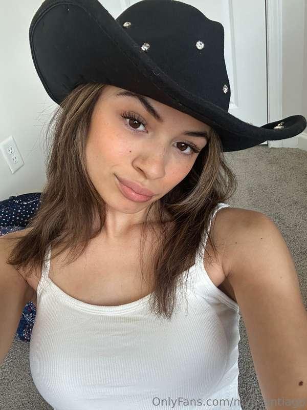 what's your favorite thing about me? 😇