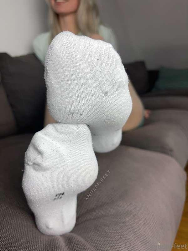knuspi-feet image #1