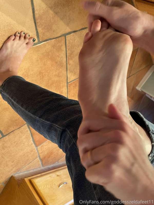 goddesszeldafeet11 image #1