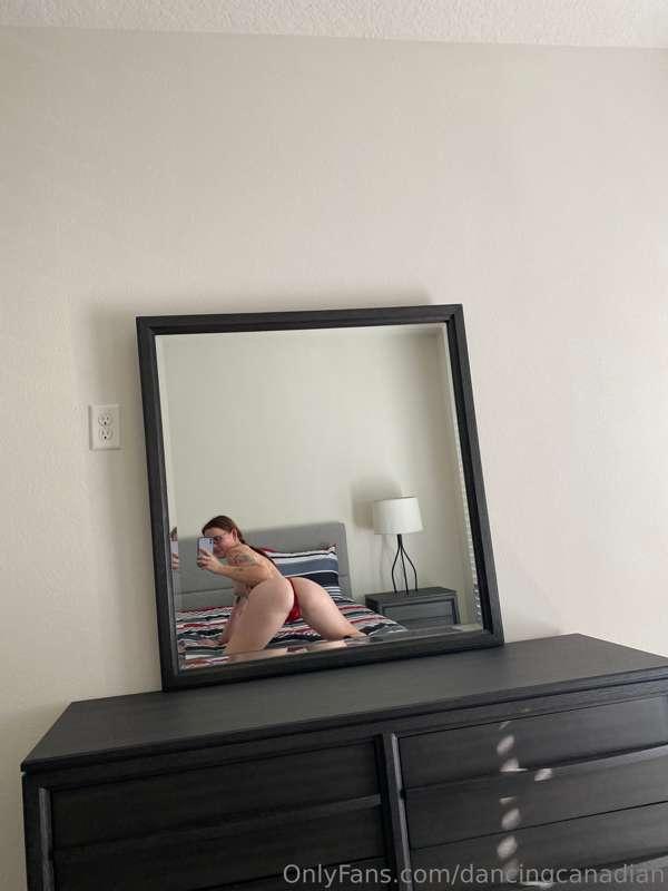 dancingcanadian image #0