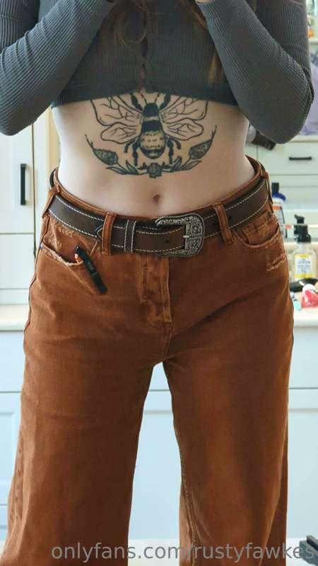 What do you think of my pants? B)