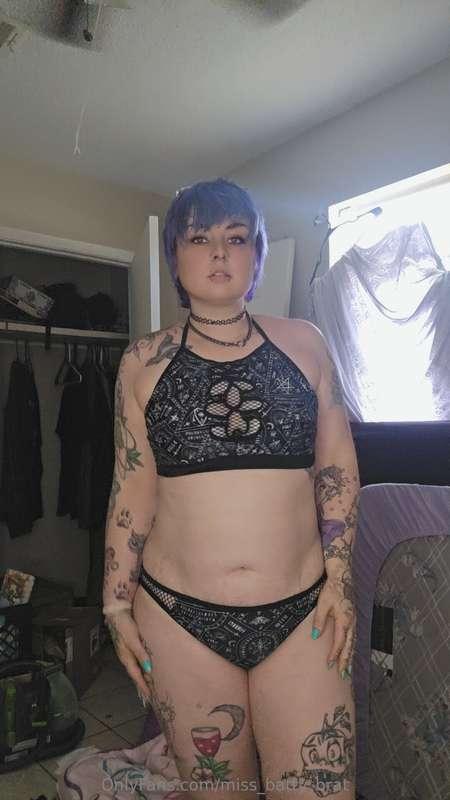 I'm back n a Lil thicker. So wants a video of me in my new s..