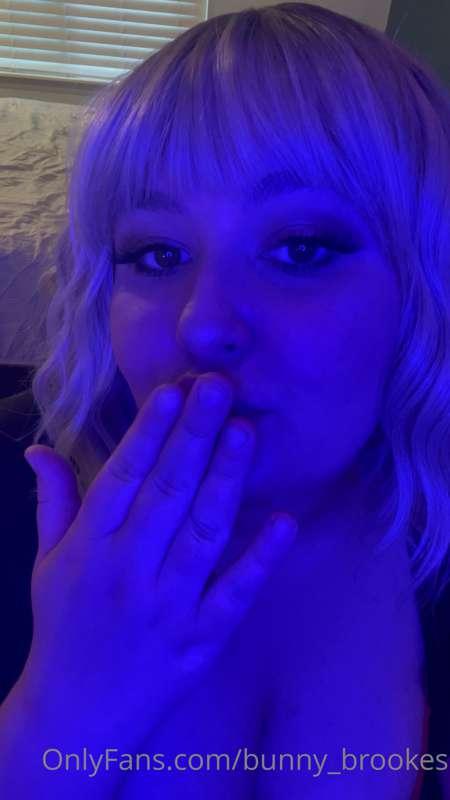 I really enjoyed the blue light😘