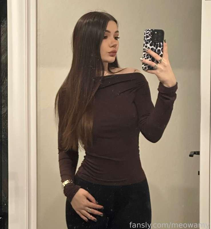 Going out with my man. Dinner on you - 100$ 
And lick my mirror clean til I come back 

#findom #mistress #brat #goddess #dom #dominatrix #sph #cei #fyp #feet #cuckold #femdom #finsub #femdomme #paypig #beta #loser #walletdrain #humiliation #cuck #drain #betasafe