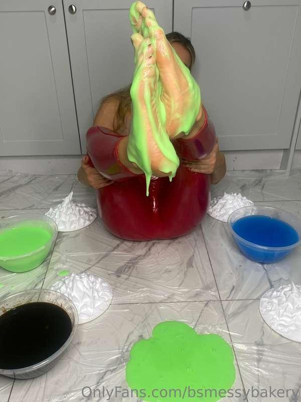 bsmessybakery image #25