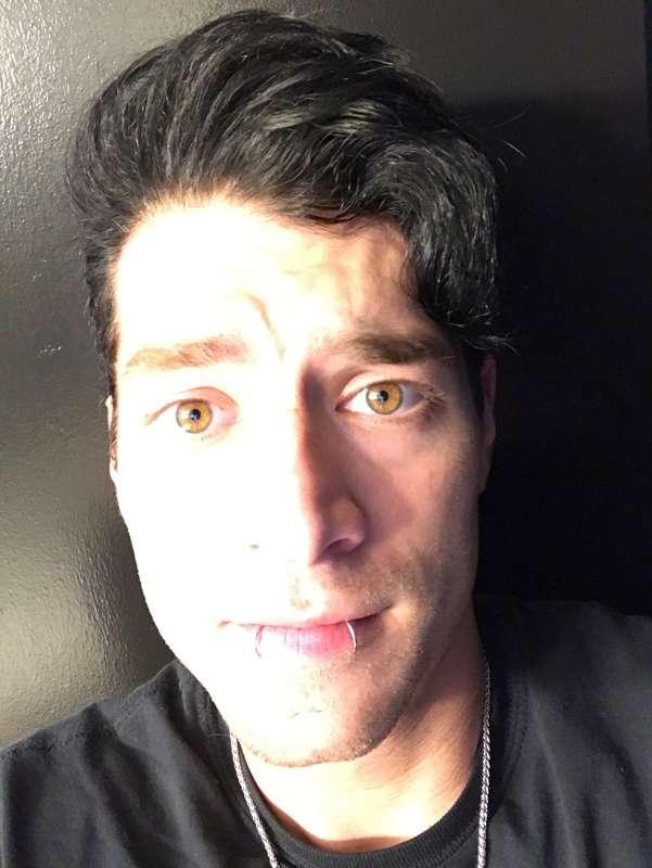 #NoMakeUp
