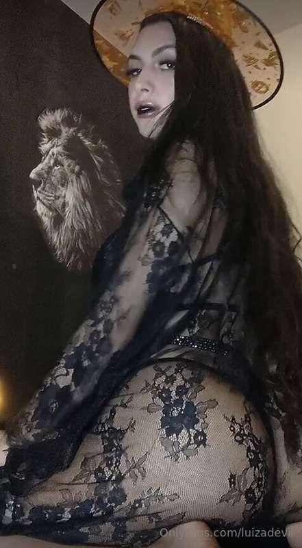 At Halloween time🎃 I bought some delicious horny witch linge..