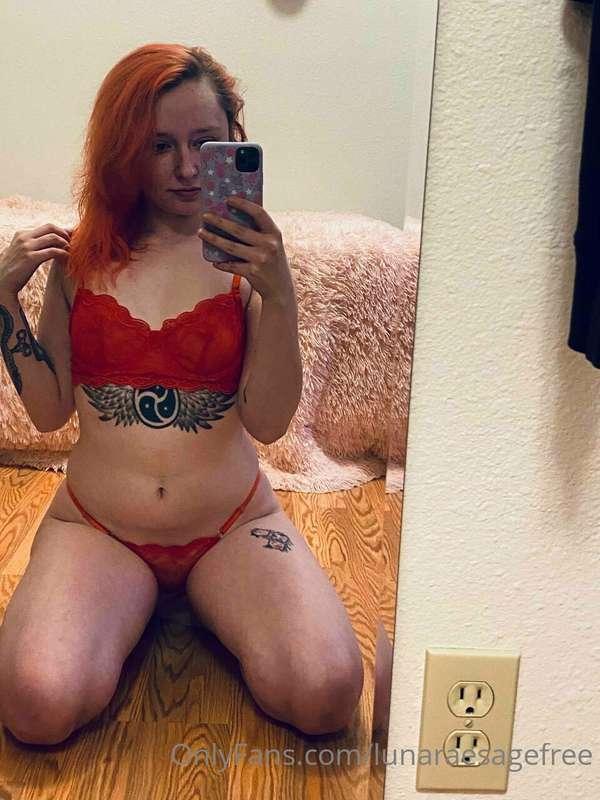 Head over to my paid page link ⬇️ to see all the goodies 🥵
O..