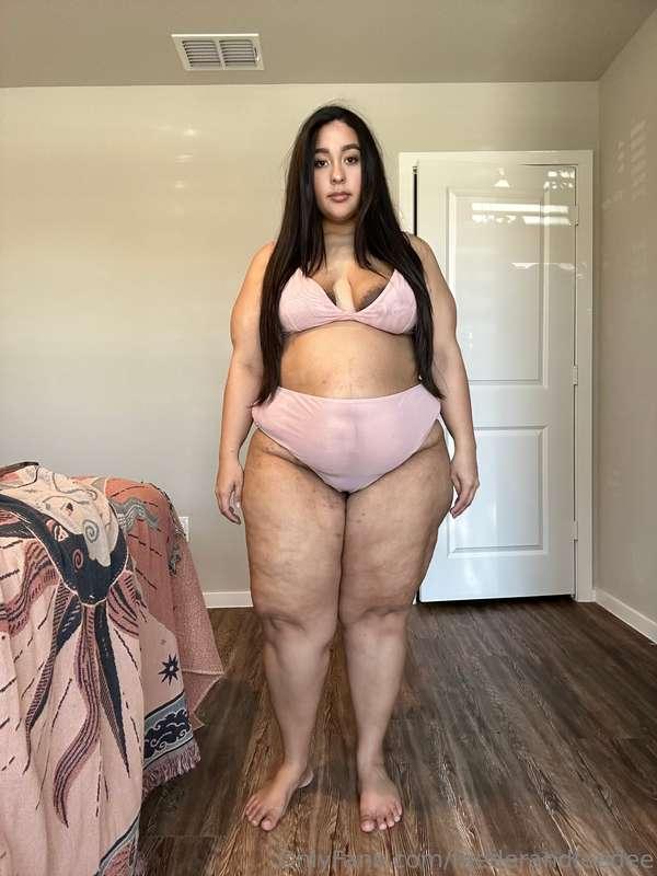 **Mom bod 3 months postpartum** *swipe* for ***nudes***! I t..