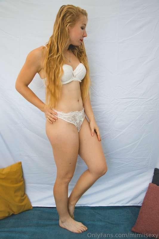 J'adore cet ensemble blanc ... Et vous ?
