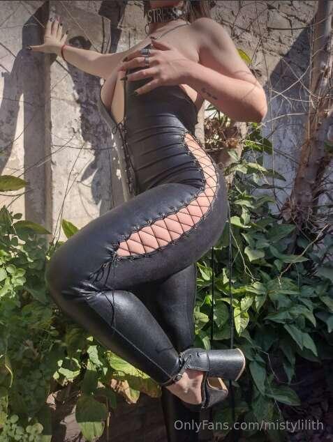mistylilith image #6