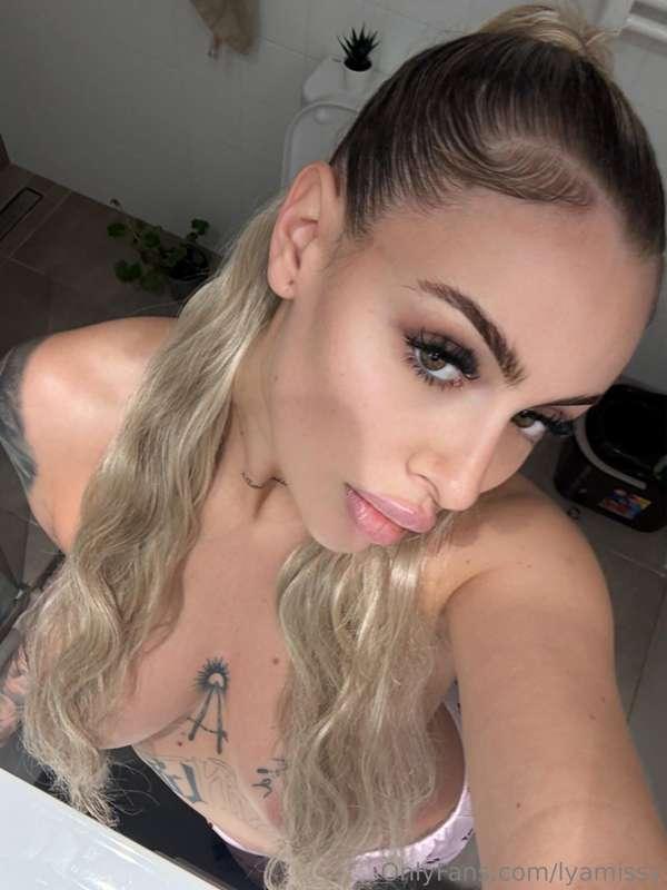 Right where the magic happens 🥰 💫