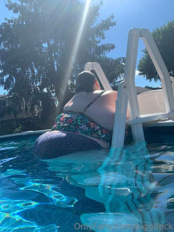 🌊