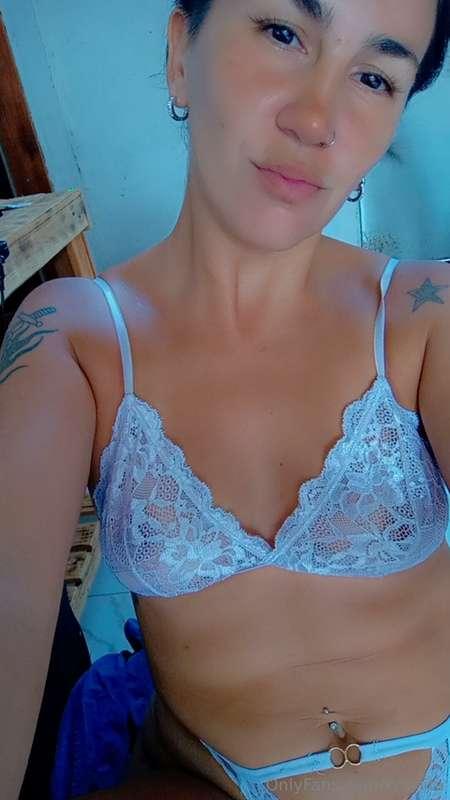 Sexy? Unlock to see my armpits Soft Soft Give it a score fro..