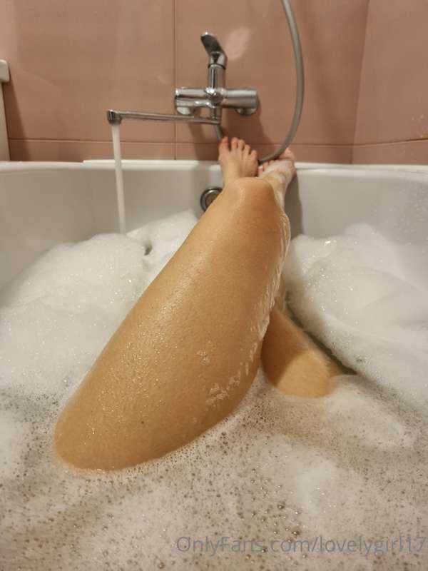 What do you like to do in the bathroom?🤩